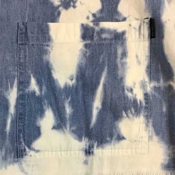 Calvin Klein Women’s Bleach Tie-Dye Front Pocket Denim Button Down Shirt Sz XL - Picture 6 of 9